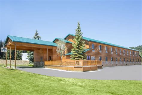 accommodations in west yellowstone montana.